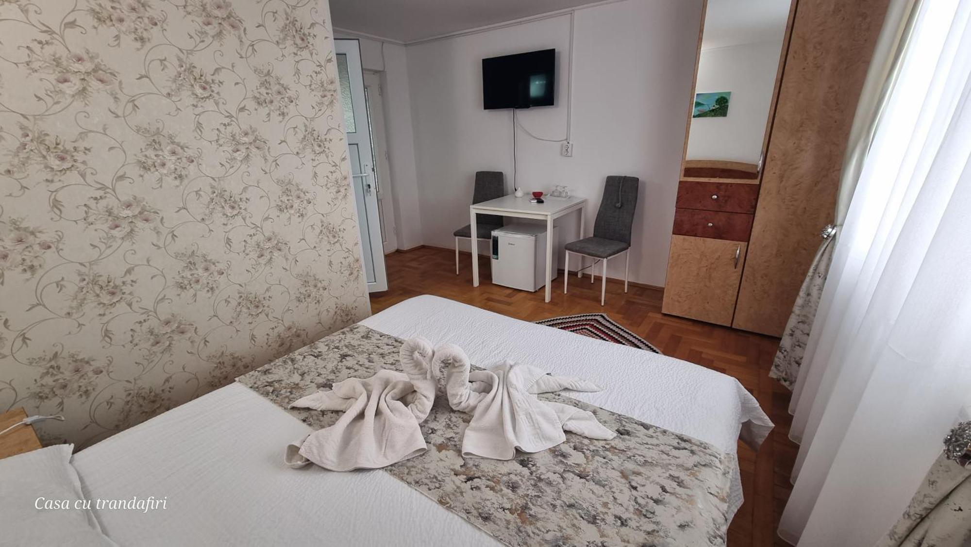 Casa Cu Trandafiri Муригьол Экстерьер фото